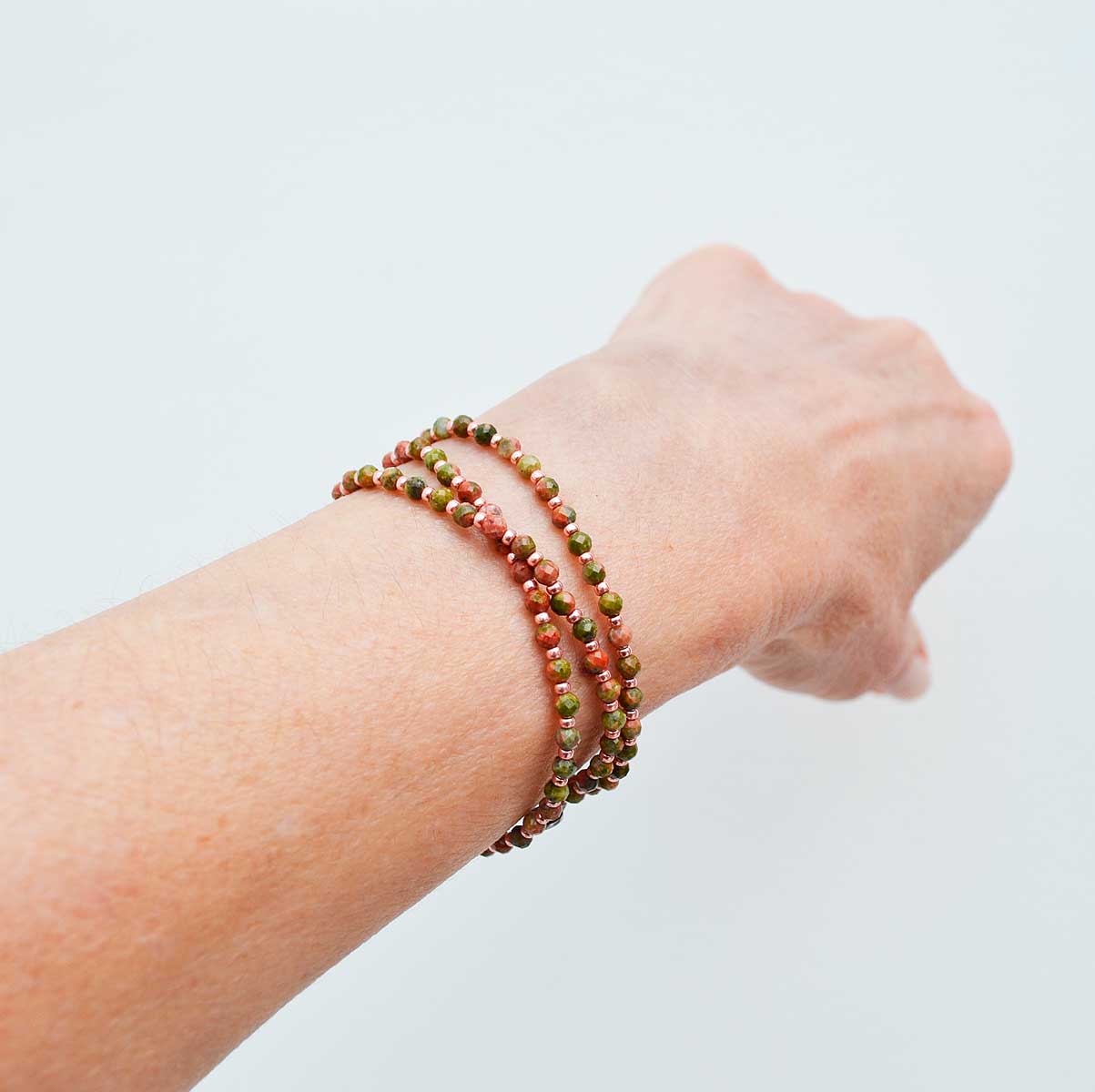 klyra - bracelet Unakite-3-tours-portรฉ