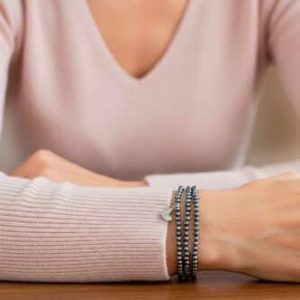 Lyra-bracelet en terahertz-argent-3-tours-portรฉ